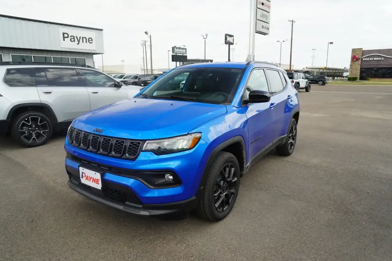 2026 Jeep Compass Altitude 4X4's photo