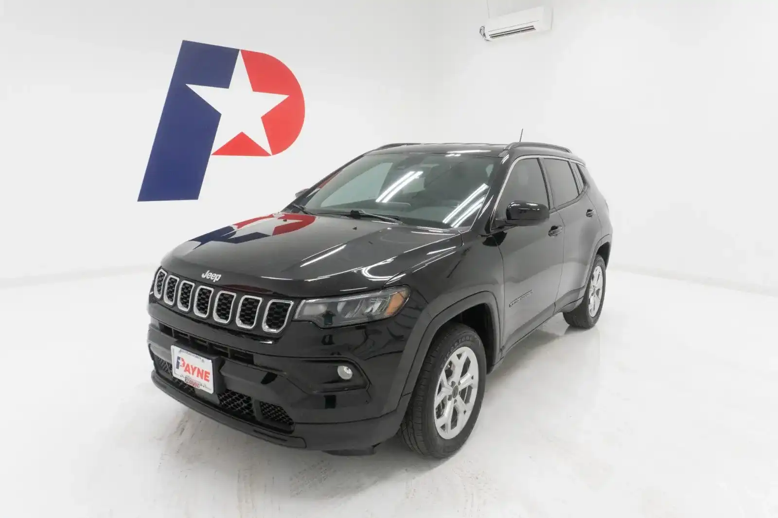 2025 Jeep Compass Latitude 4X4's photo
