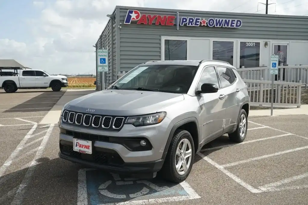 2024 Jeep Compass Latitude 4X4's photo
