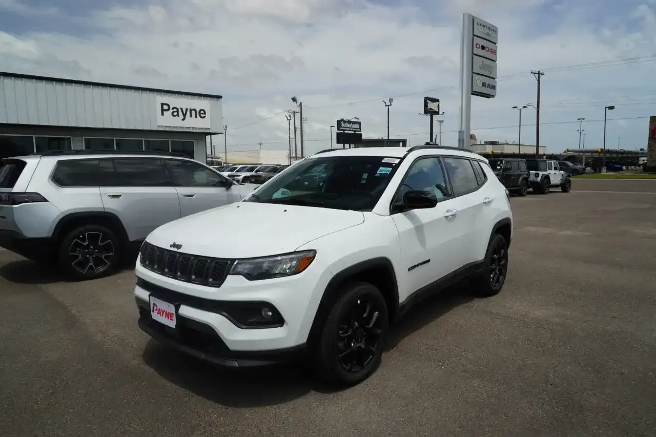 2026 Jeep Compass Altitude 4X4's photo