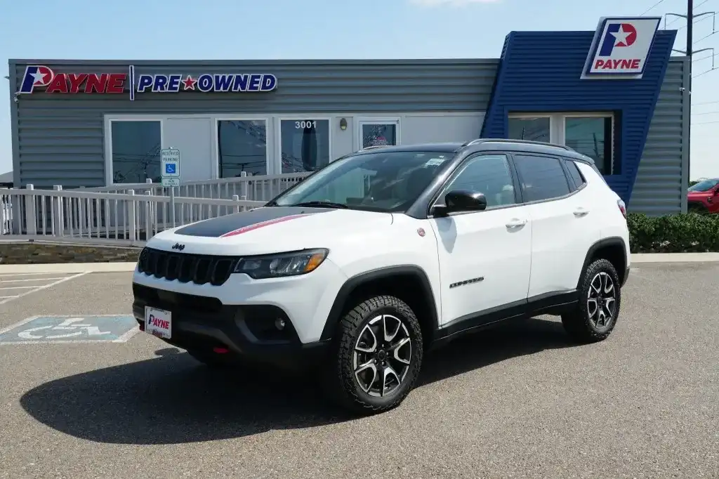 2025 Jeep Compass Trailhawk 4X4's photo