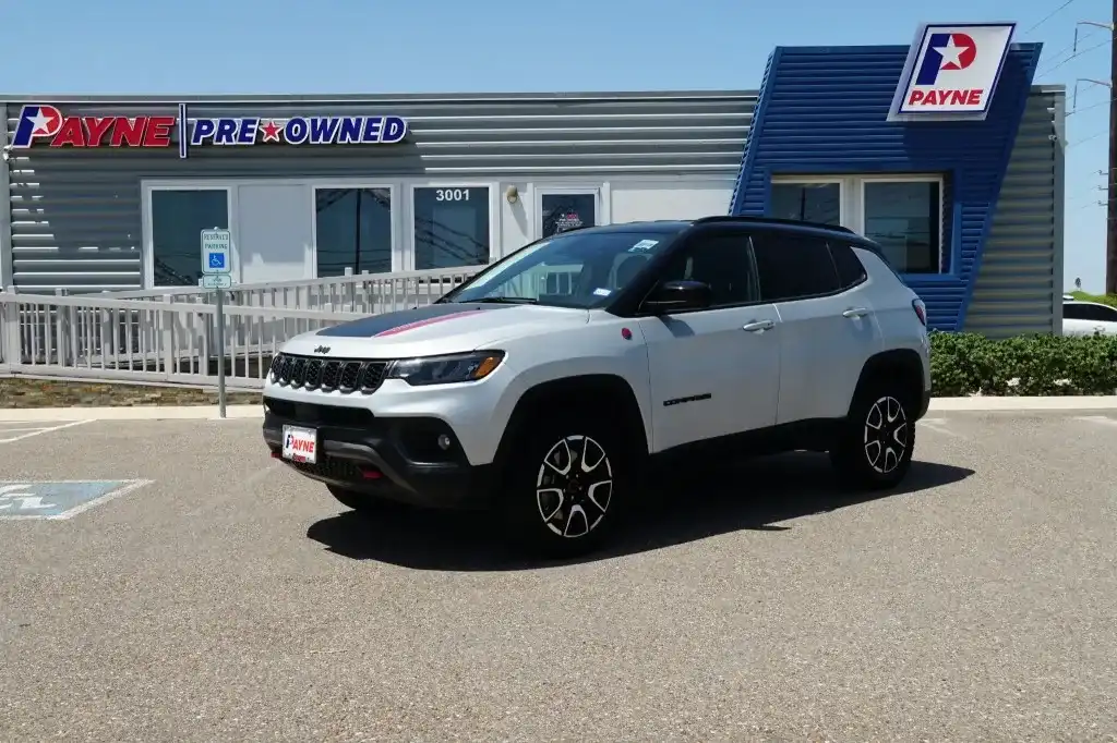 2025 Jeep Compass Trailhawk 4X4's photo