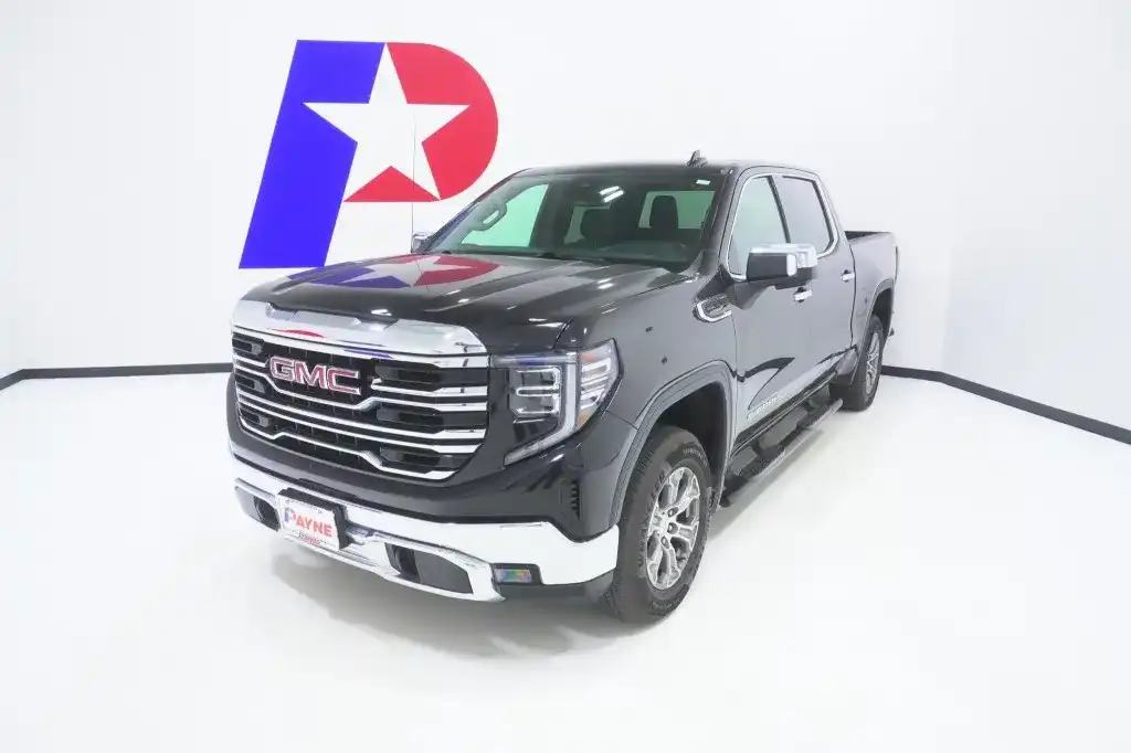 2024 GMC Sierra 2WD Crew Cab Short Box SLT's photo
