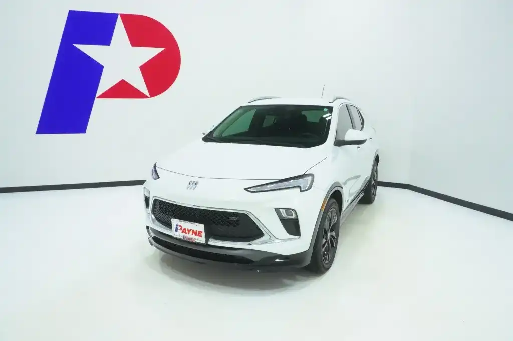 2025 Buick Encore GX Sport Touring's photo