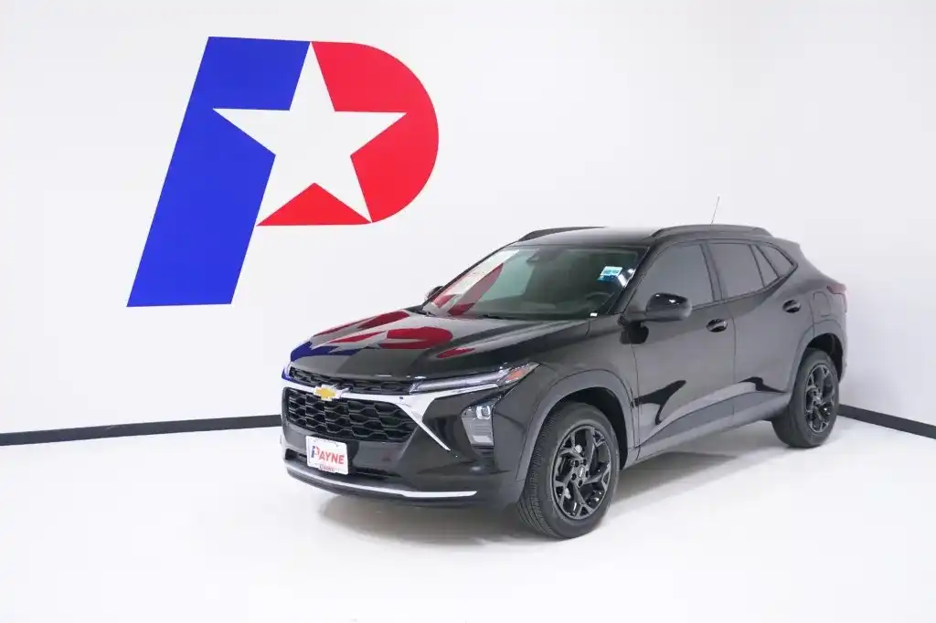 2025 Chevrolet Trax LT's photo