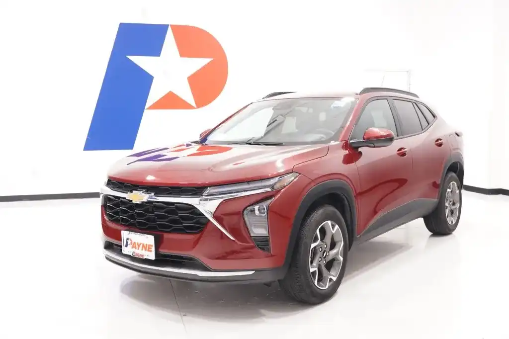 2025 Chevrolet Trax LT's photo