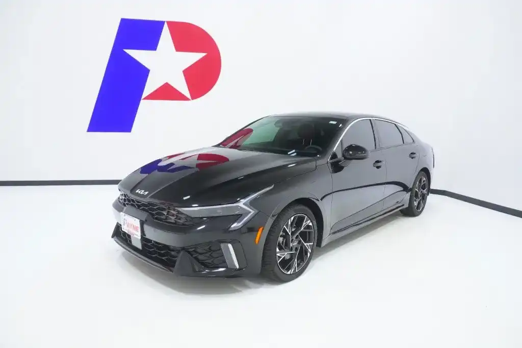 2025 Kia Optima GT-Line AWD's photo