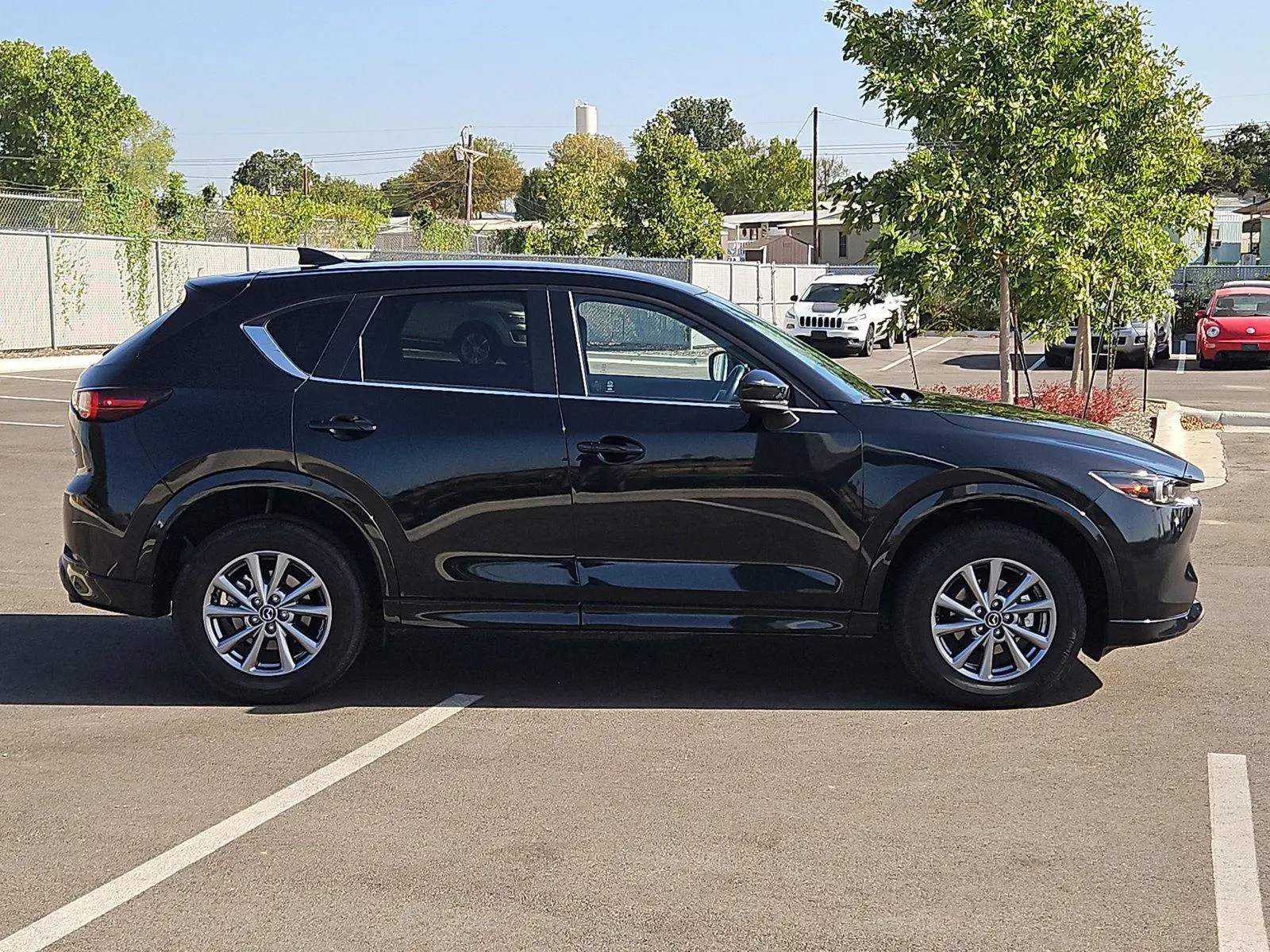 2025 Mazda CX-5 Select AWD Auto Package S photo 4