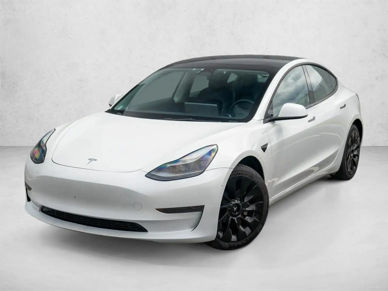 2023 Tesla Model 3 Base's photo