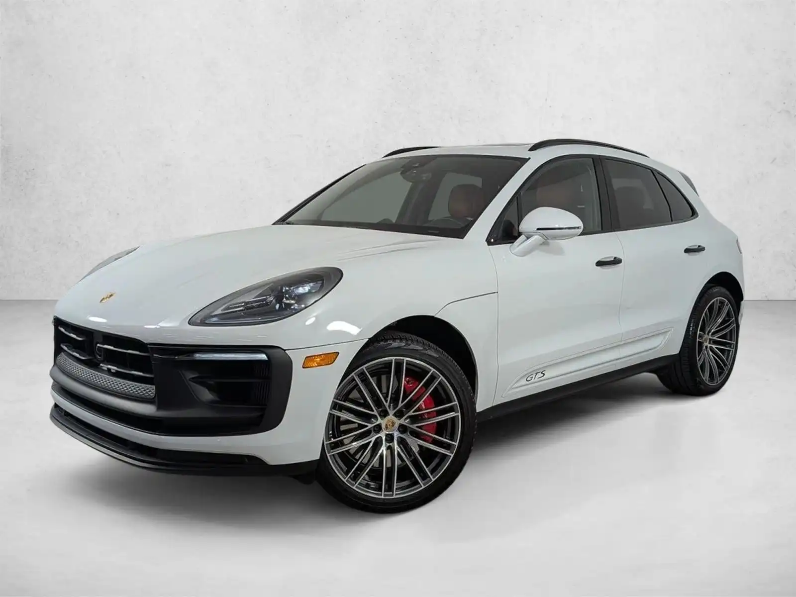 2024 Porsche Macan GTS's photo