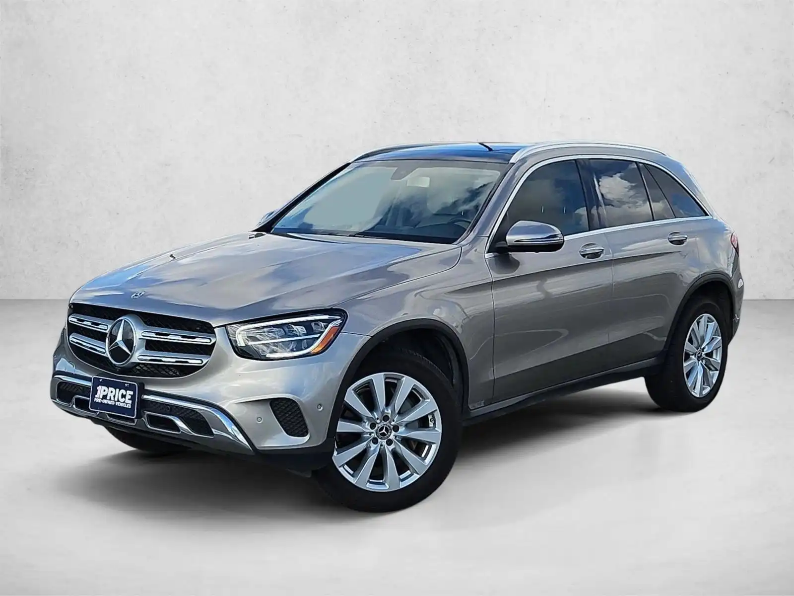 2020 Mercedes-Benz GLC GLC300's photo