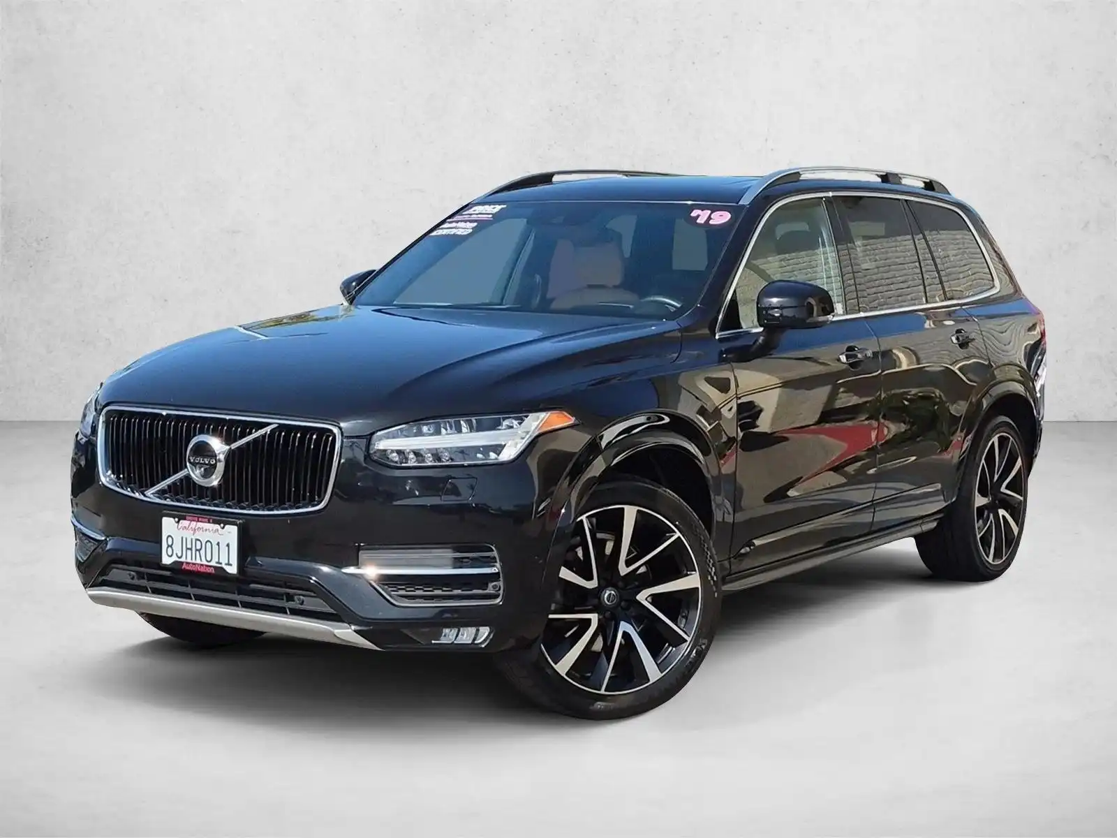 2019 Volvo XC90 T6 Momentum AWD's photo