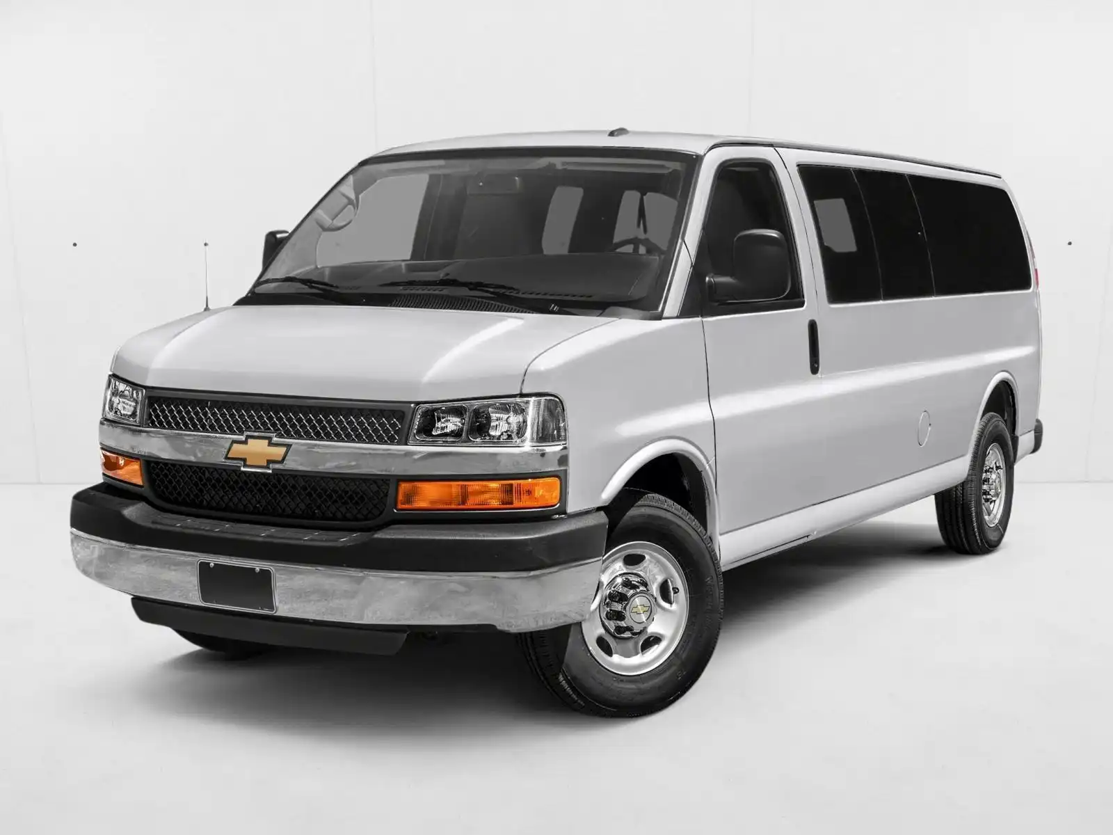 2017 Chevrolet Express 3500 LS Extended's photo