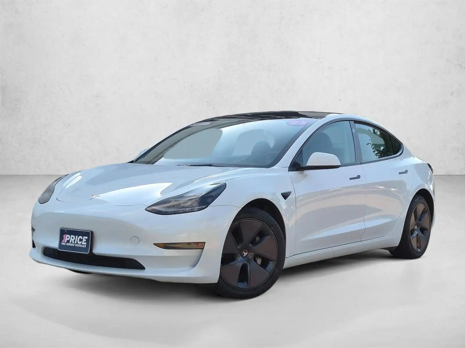 2023 Tesla Model 3 Base's photo