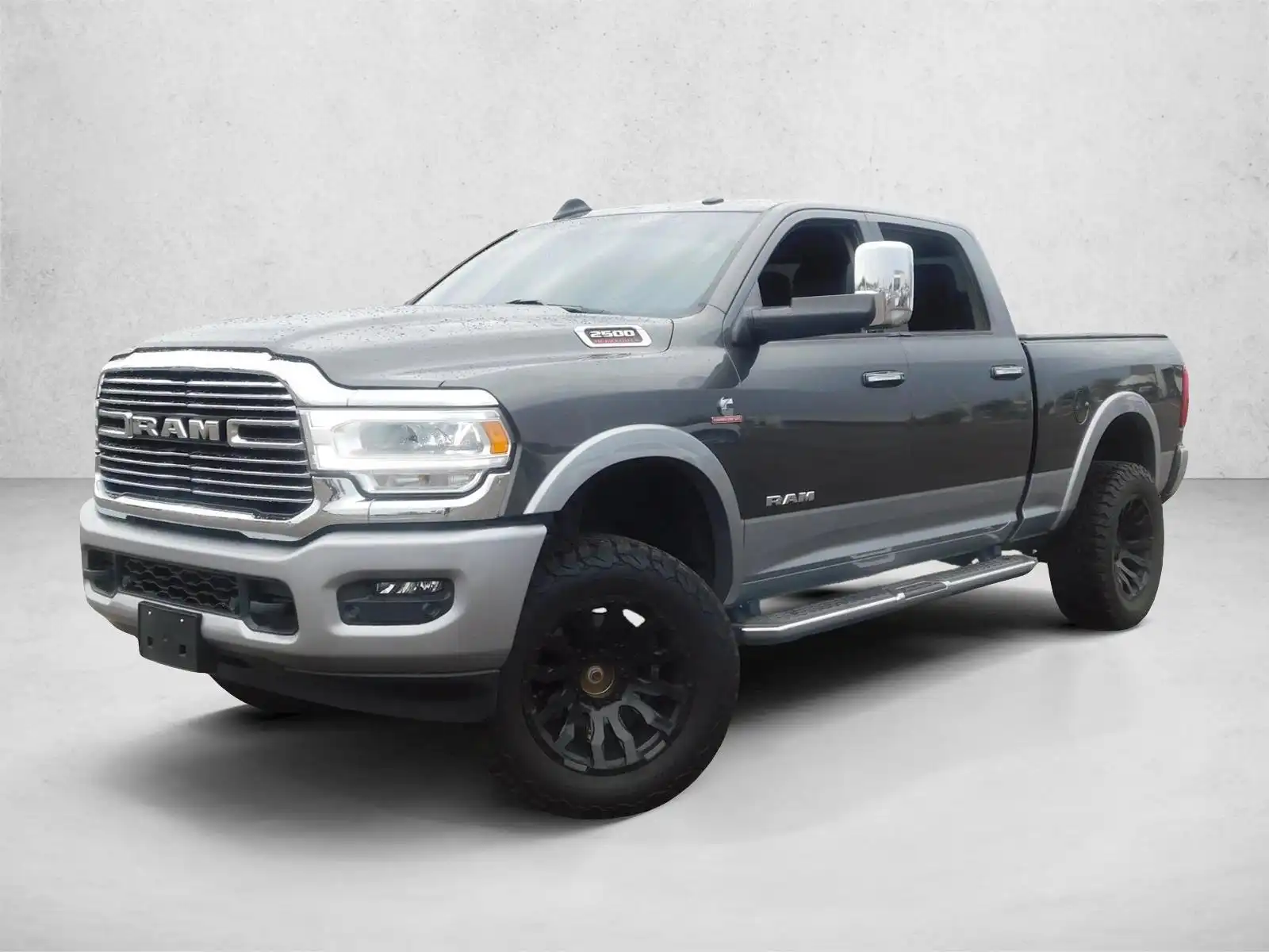 2022 RAM 2500 Laramie 4X4 Crew Cab SWB's photo