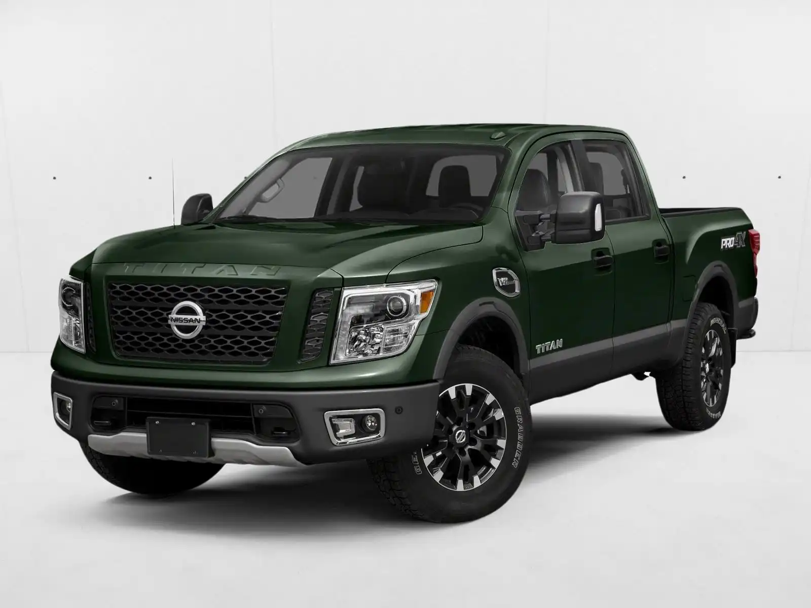 2019 Nissan Titan PRO-4X 4X4 Crew Cab's photo