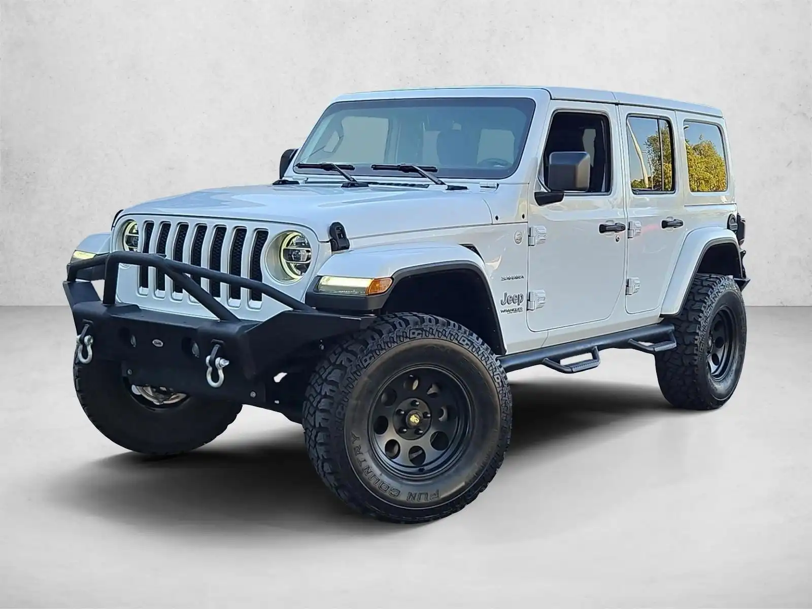2018 Jeep Wrangler Sahara's photo
