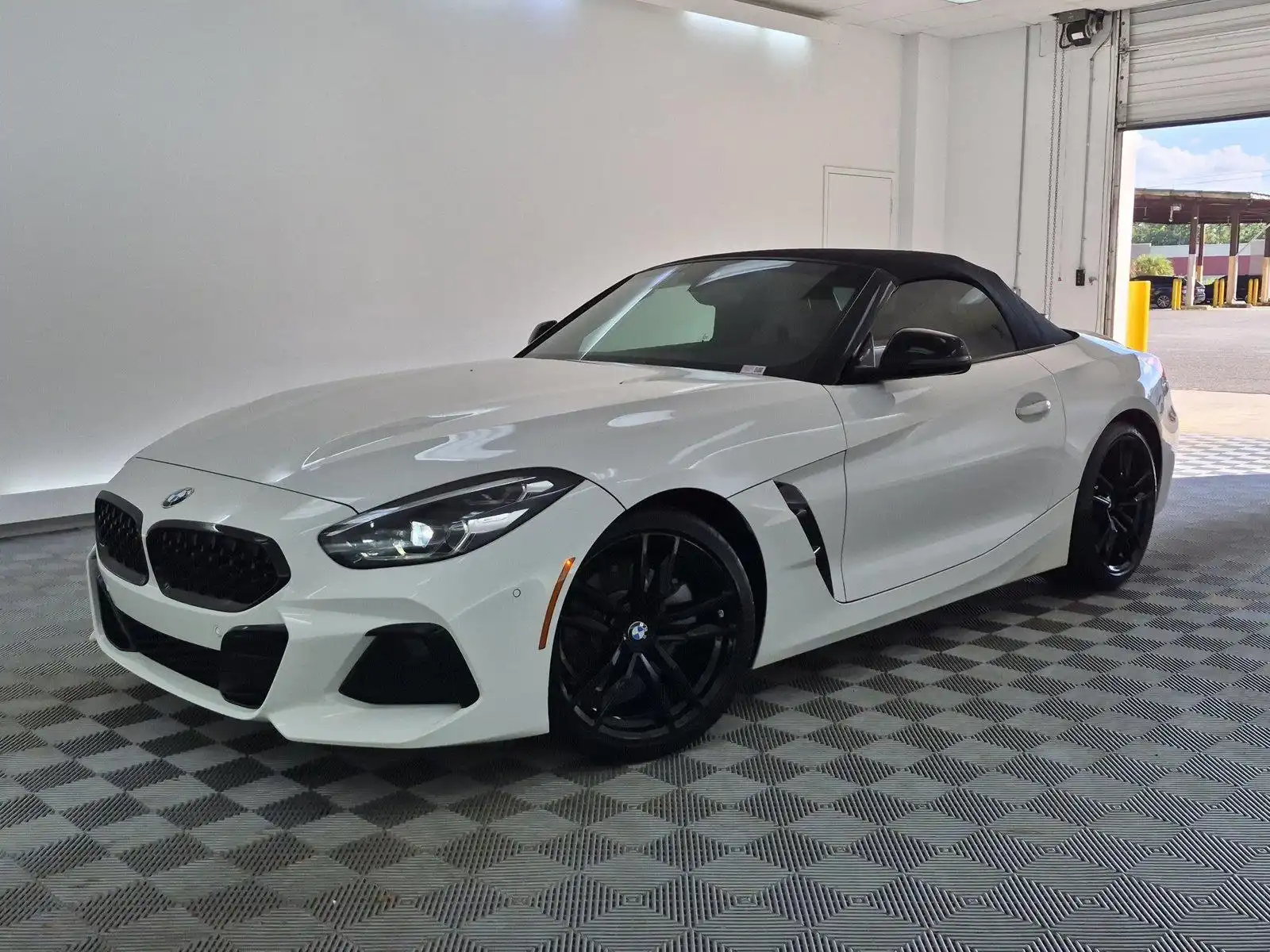 2020 BMW Z4 sDrive30i's photo