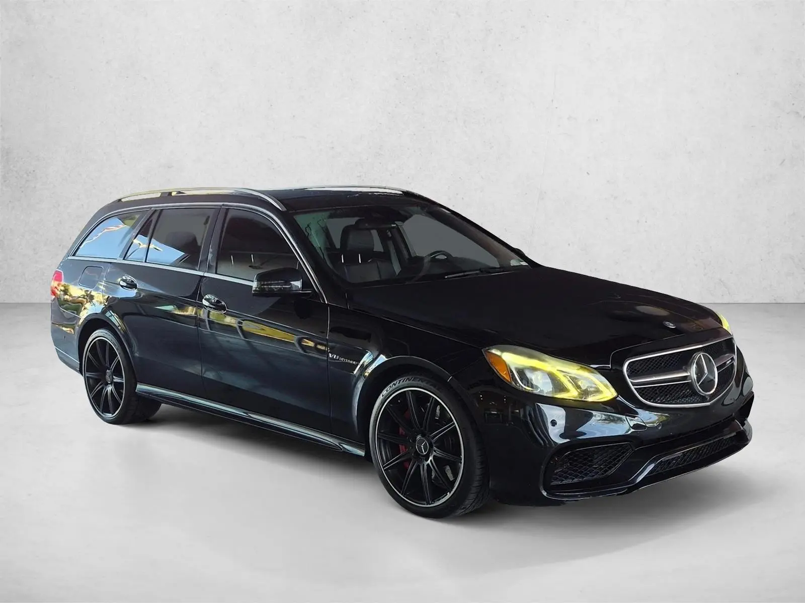 2014 Mercedes-Benz E-Class E63 AMG S 4MATIC photo 3