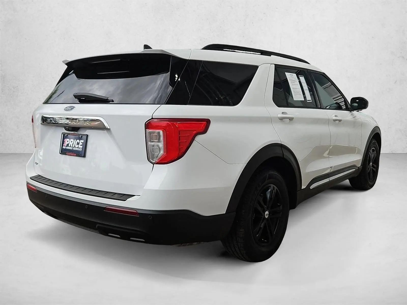2021 Ford Explorer XLT RWD photo 5