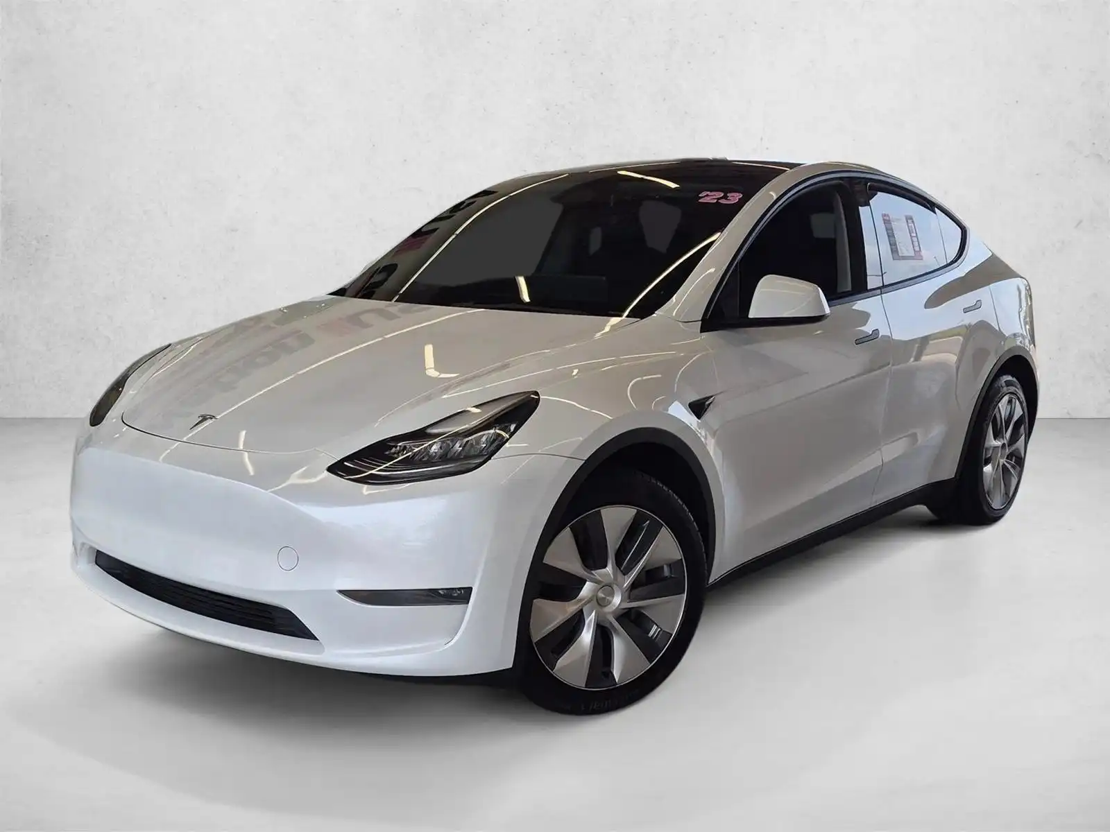 2023 Tesla Model Y Long Range Dual Motor All-Wheel Drive's photo