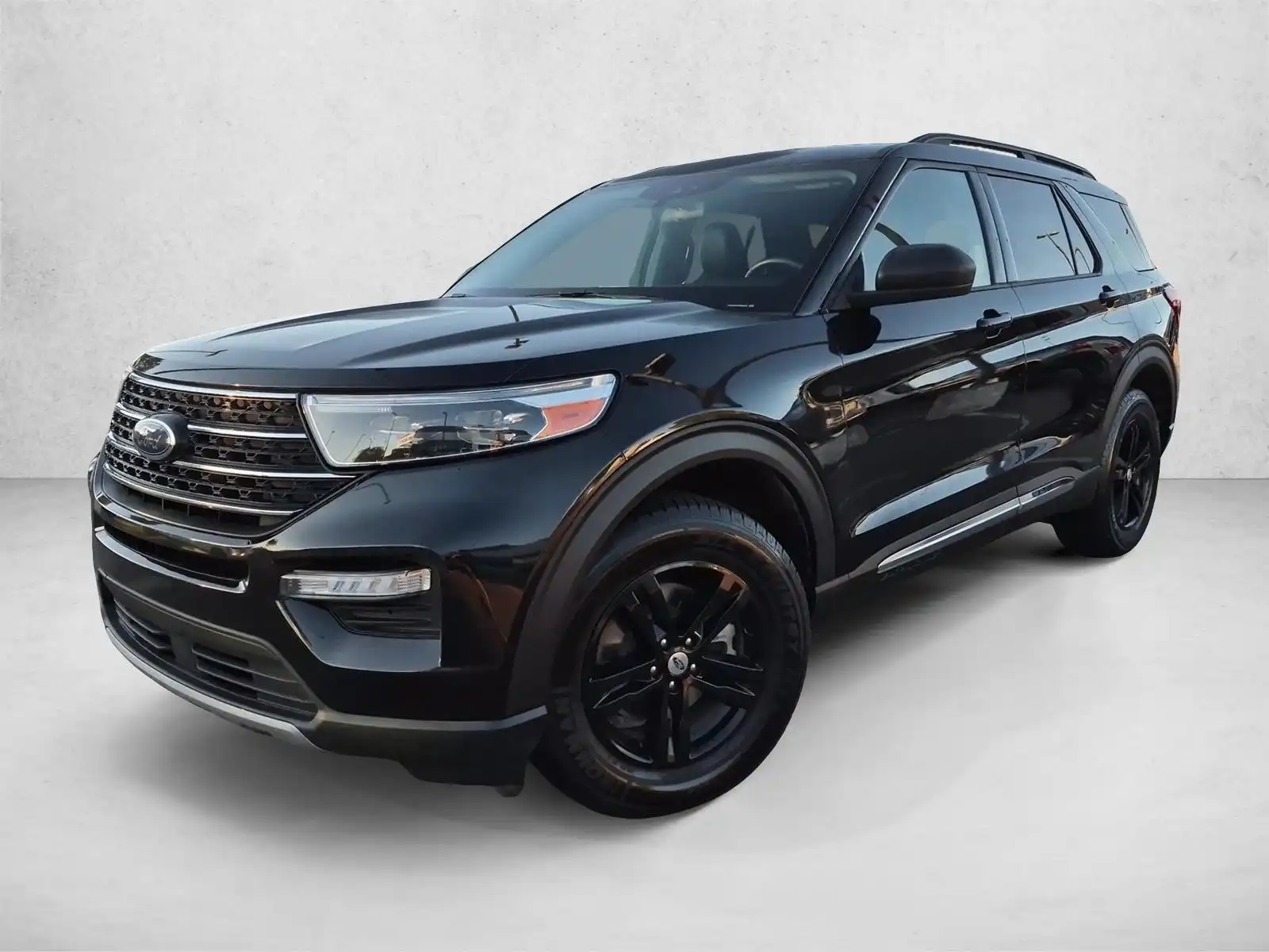 2021 Ford Explorer XLT 4WD's photo