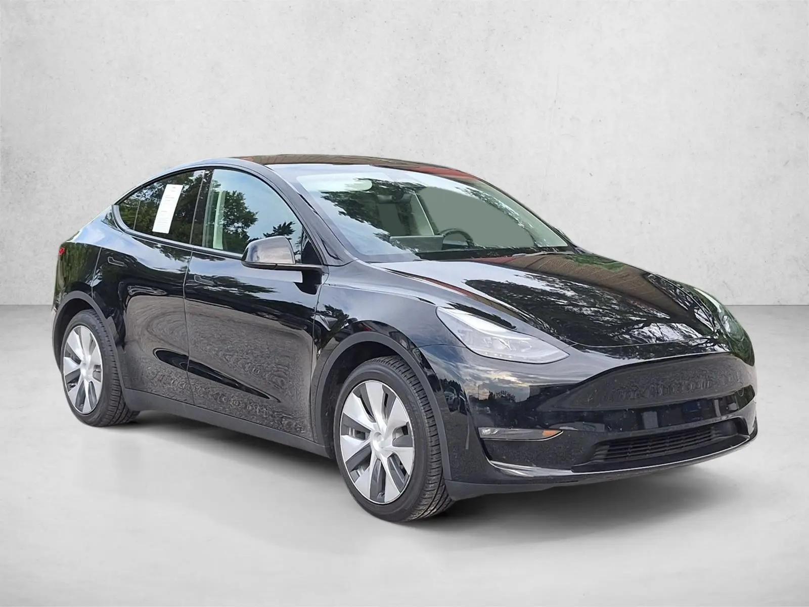 2024 Tesla Model Y Long Range Dual Motor AWD photo 3