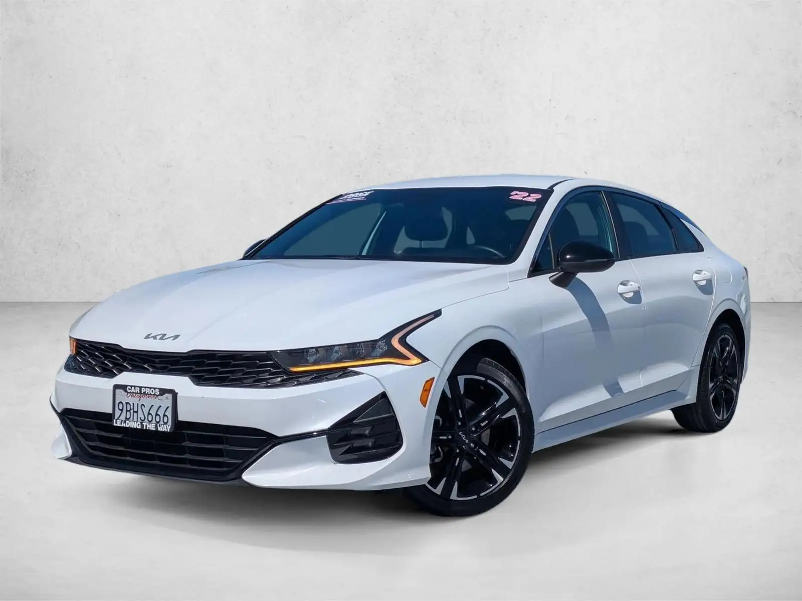 2022 Kia Optima GT-Line FWD's photo