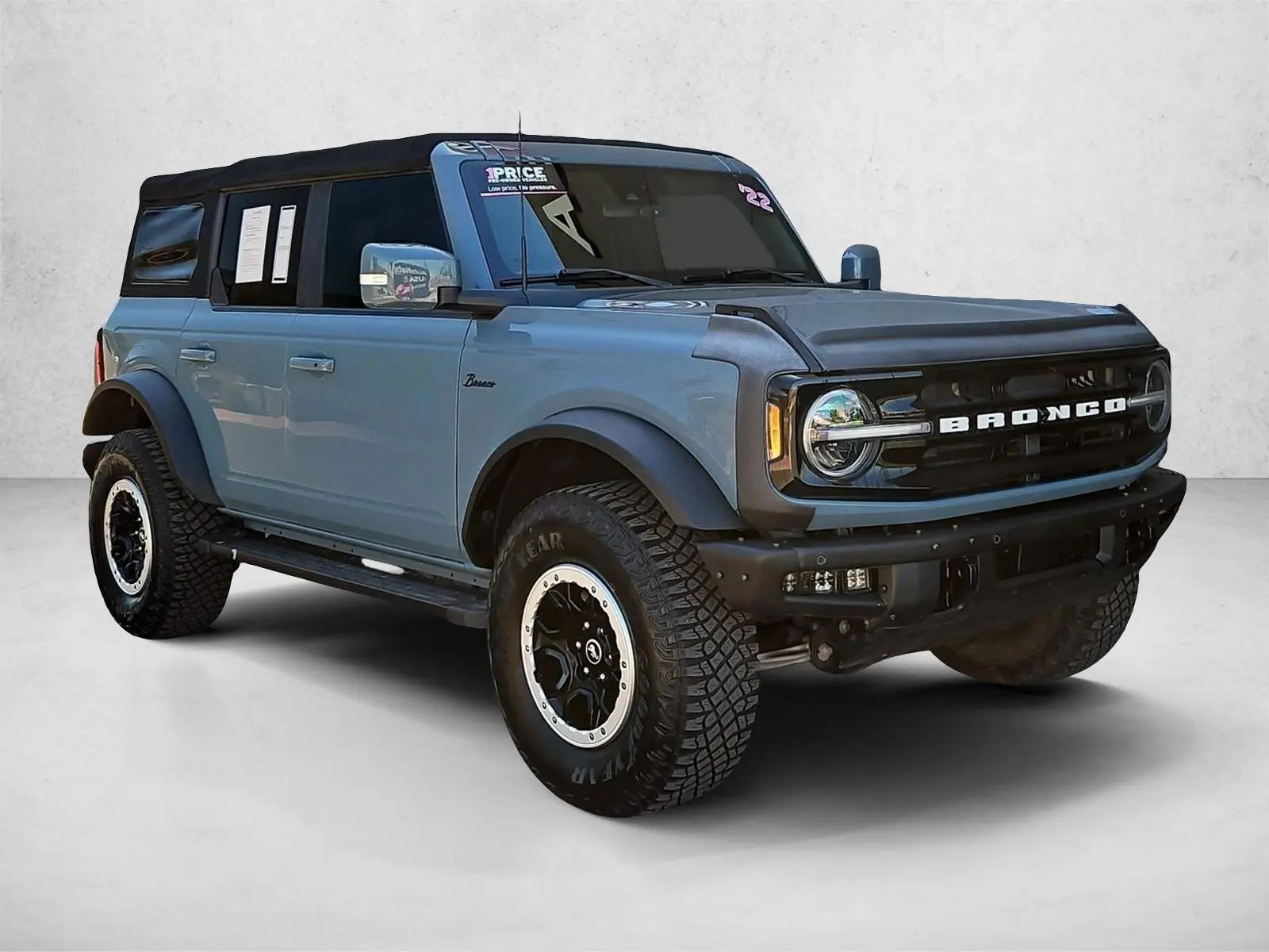 2022 Ford Bronco Outer Banks 4WD Advanced photo 3