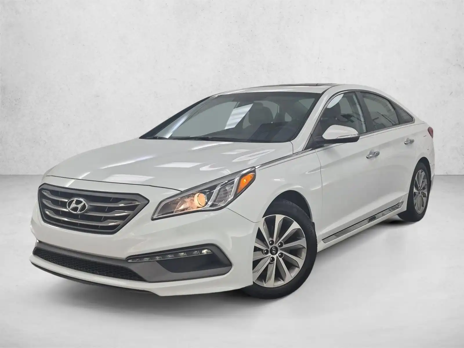 2016 Hyundai Sonata Sport's photo