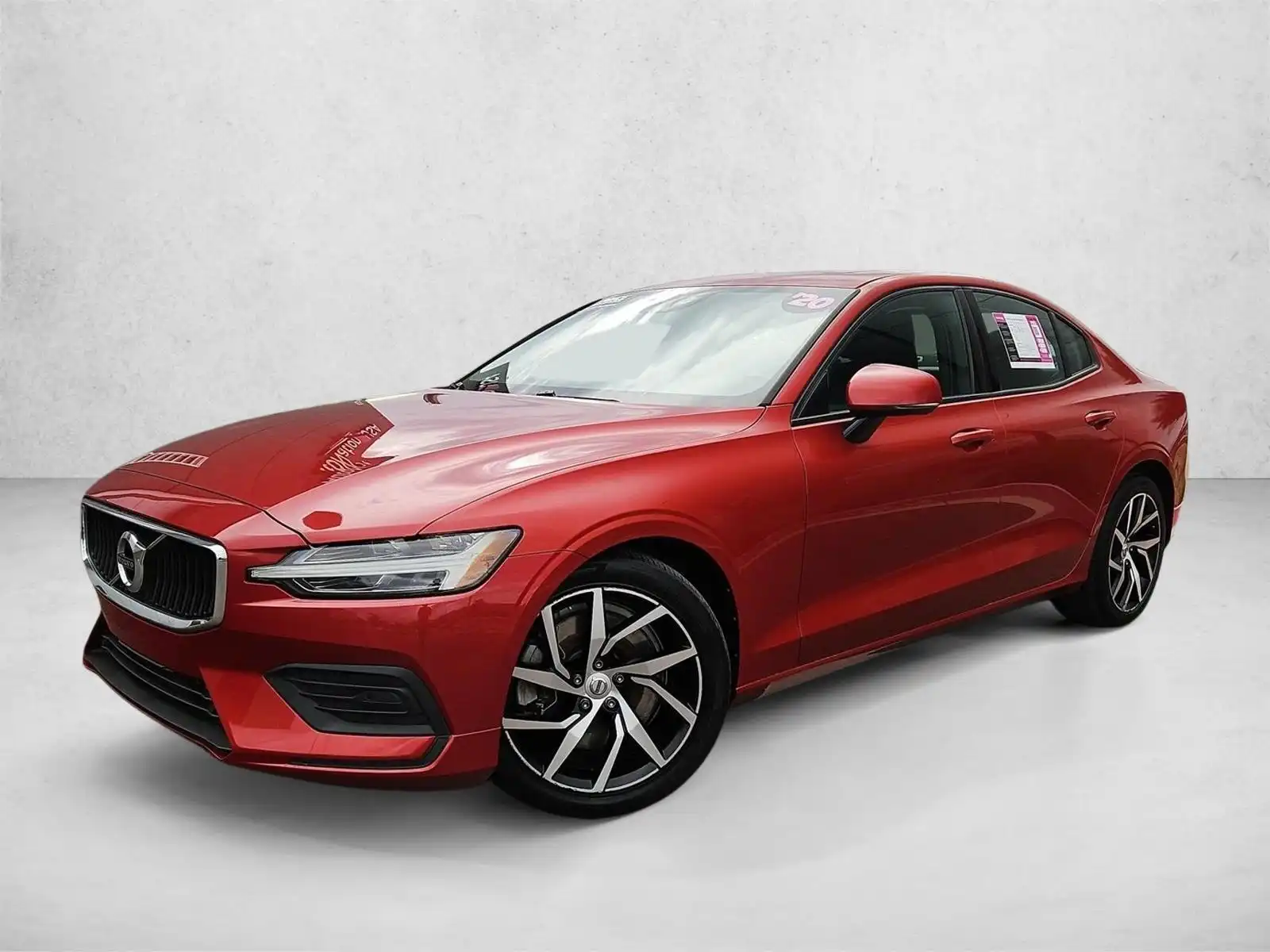 2020 Volvo S60 T6 Momentum AWD's photo