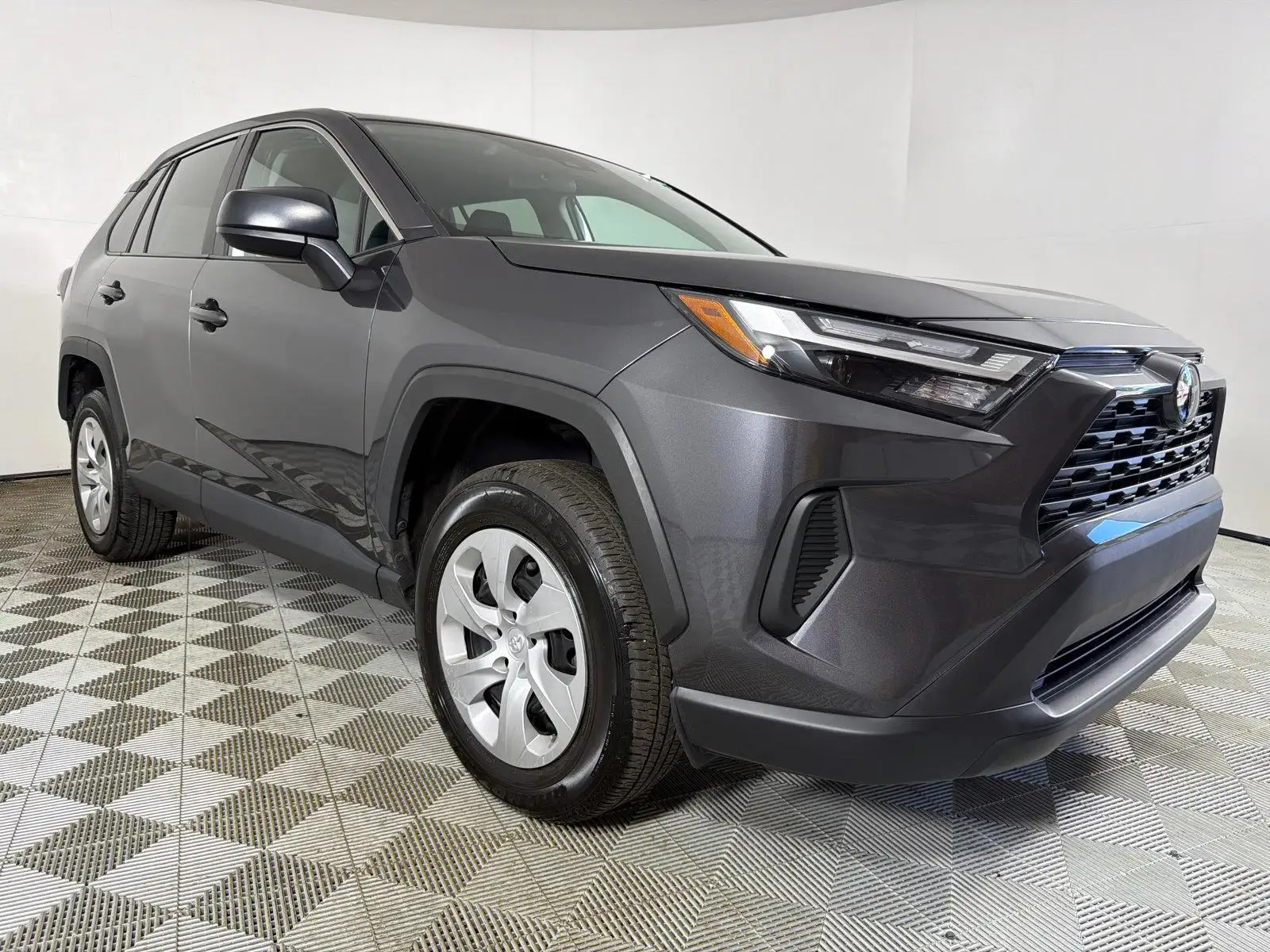 2024 Toyota RAV4 LE FWD's photo