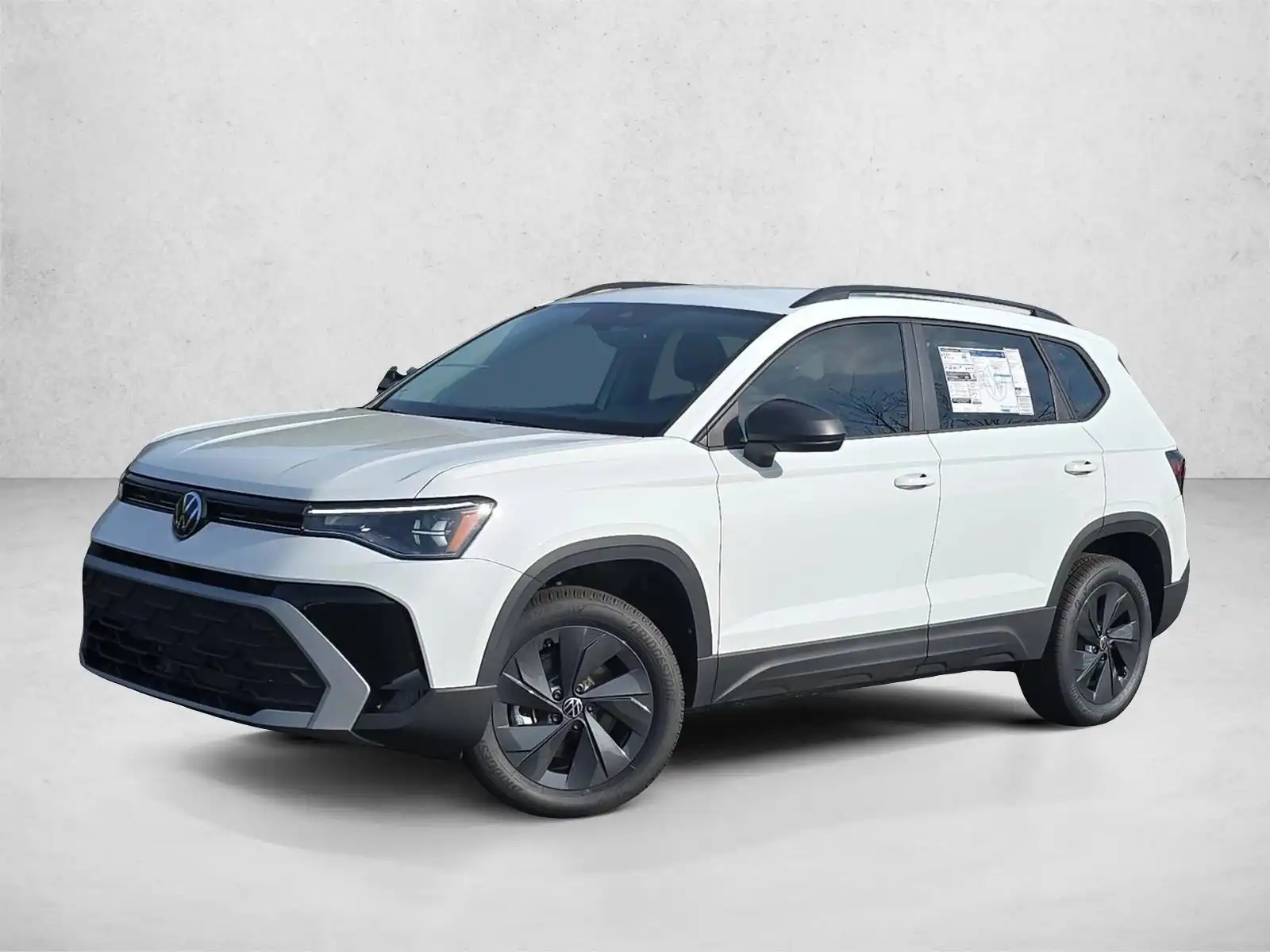 2026 Volkswagen Taos 1.5T S's photo