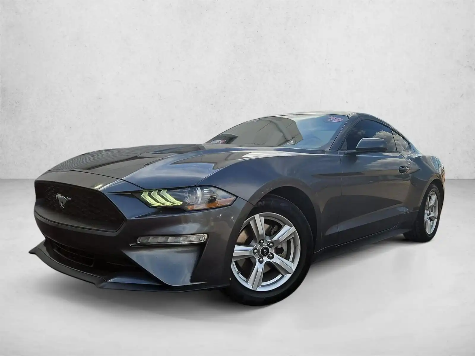 2019 Ford Mustang EcoBoost Coupe's photo