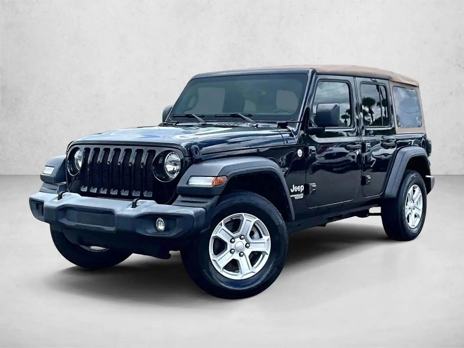 2019 Jeep Wrangler Sport S's photo