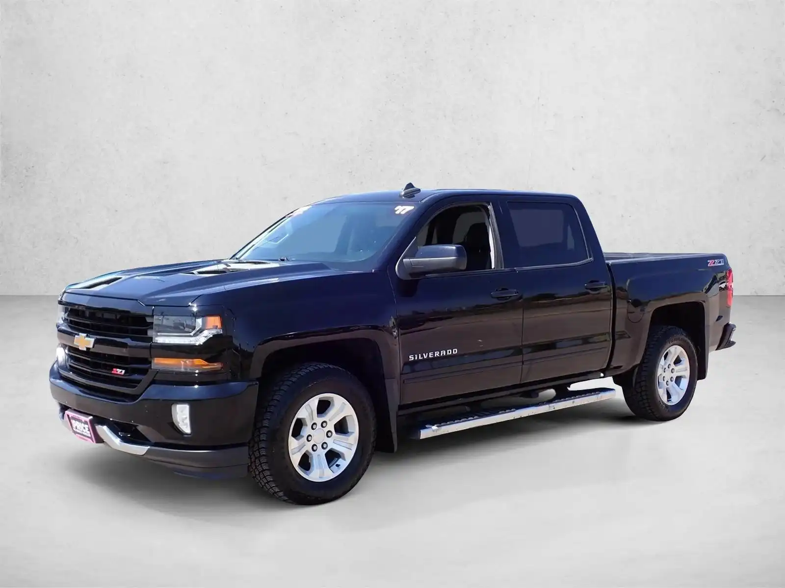 2017 Chevrolet Silverado 1500 LT 4X4 Crew Cab Short Box's photo