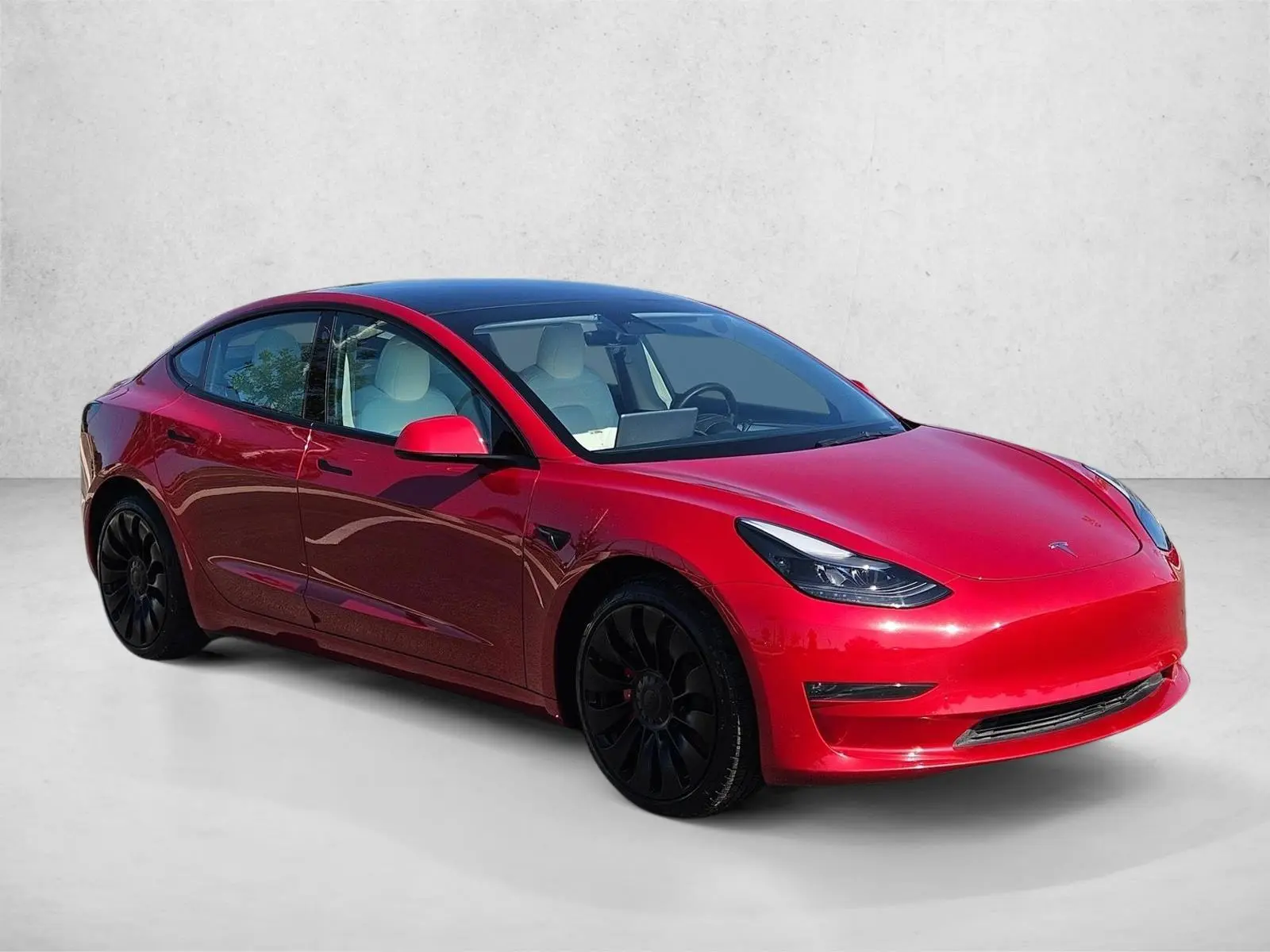 2023 Tesla Model 3 Performance photo 3