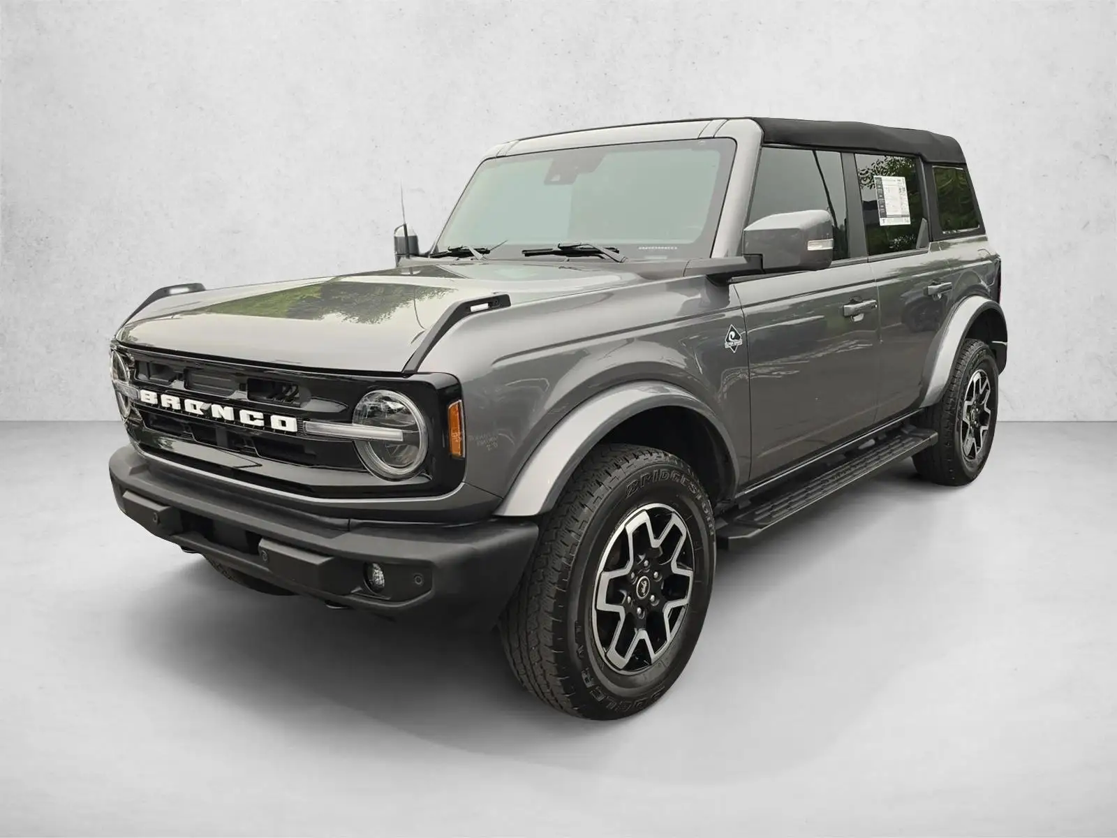 2022 Ford Bronco Outer Banks Advanced 4x4 photo 1