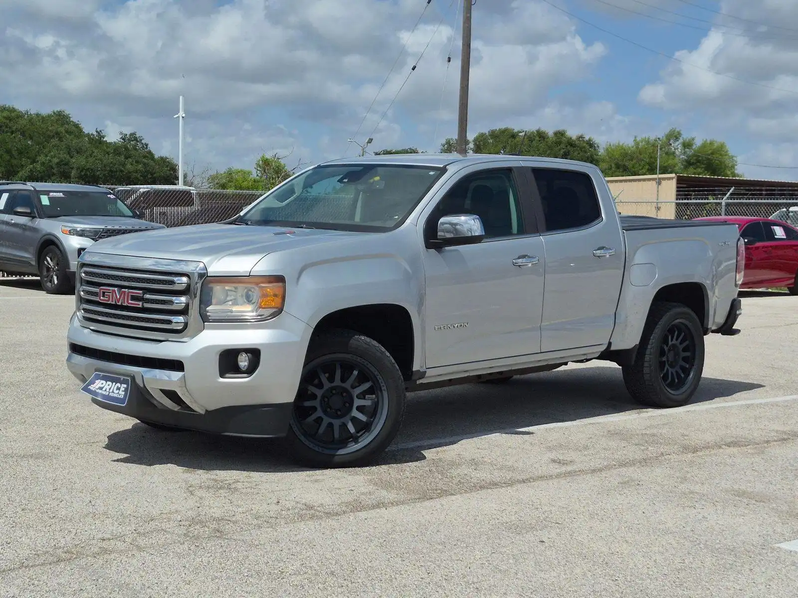 2016 GMC Canyon 4WD SLT Crew Cab Short Box's photo