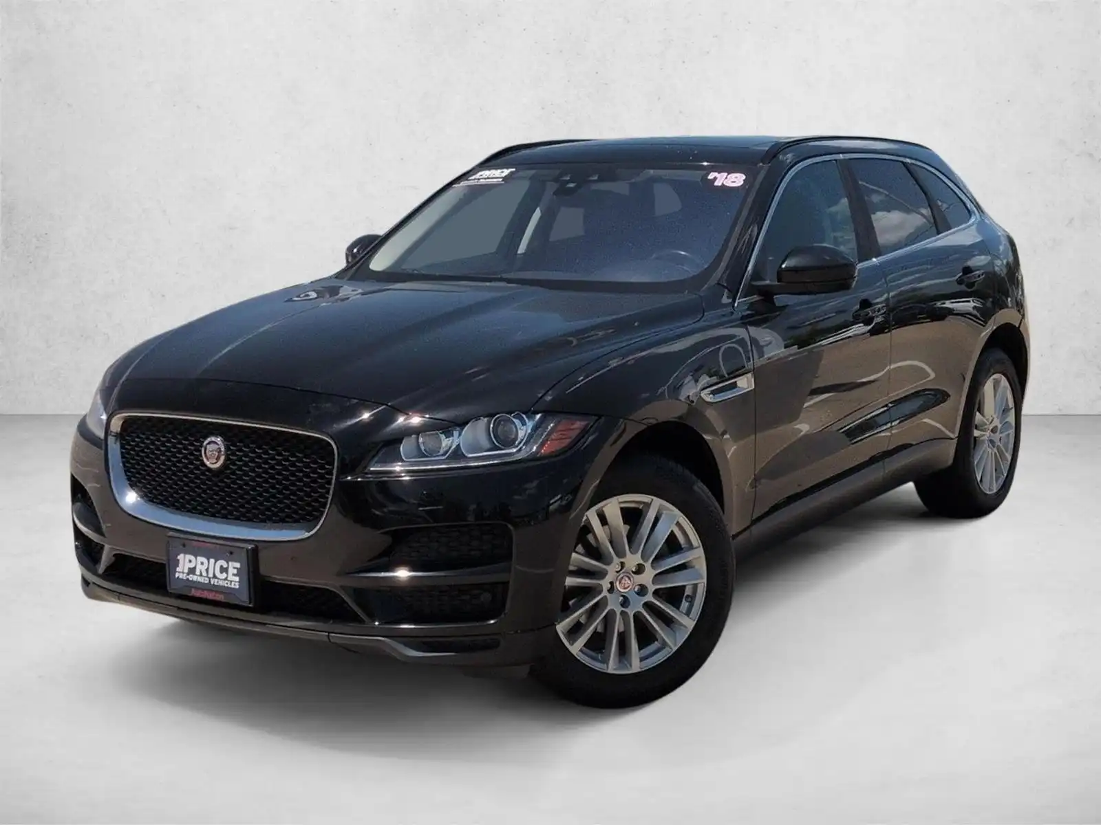 2018 Jaguar F-PACE 25t Prestige AWD's photo