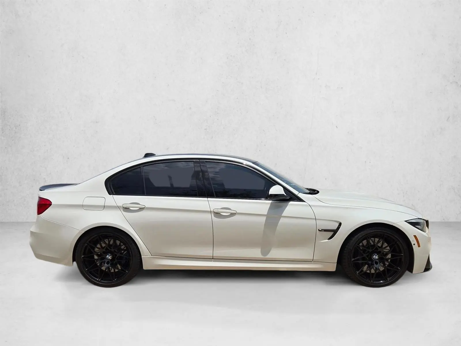 2018 BMW M3 Base photo 4