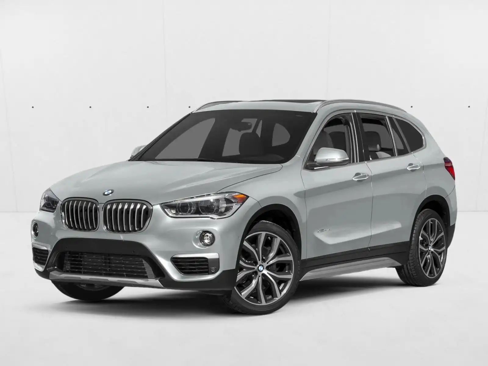 2017 BMW X1 sDrive28i's photo