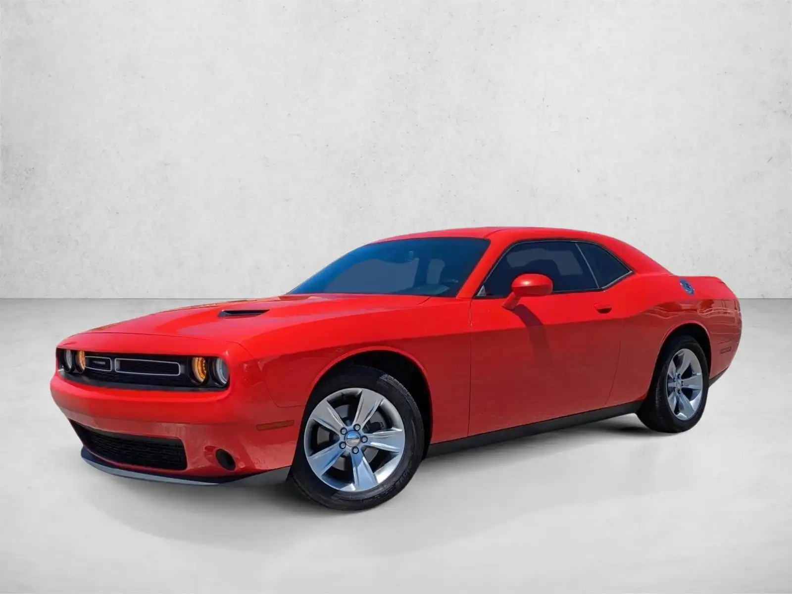 2021 Dodge Challenger SXT Auto's photo