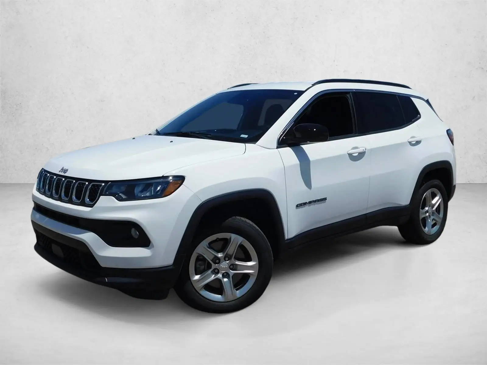 2024 Jeep Compass Latitude 4X4 photo 1