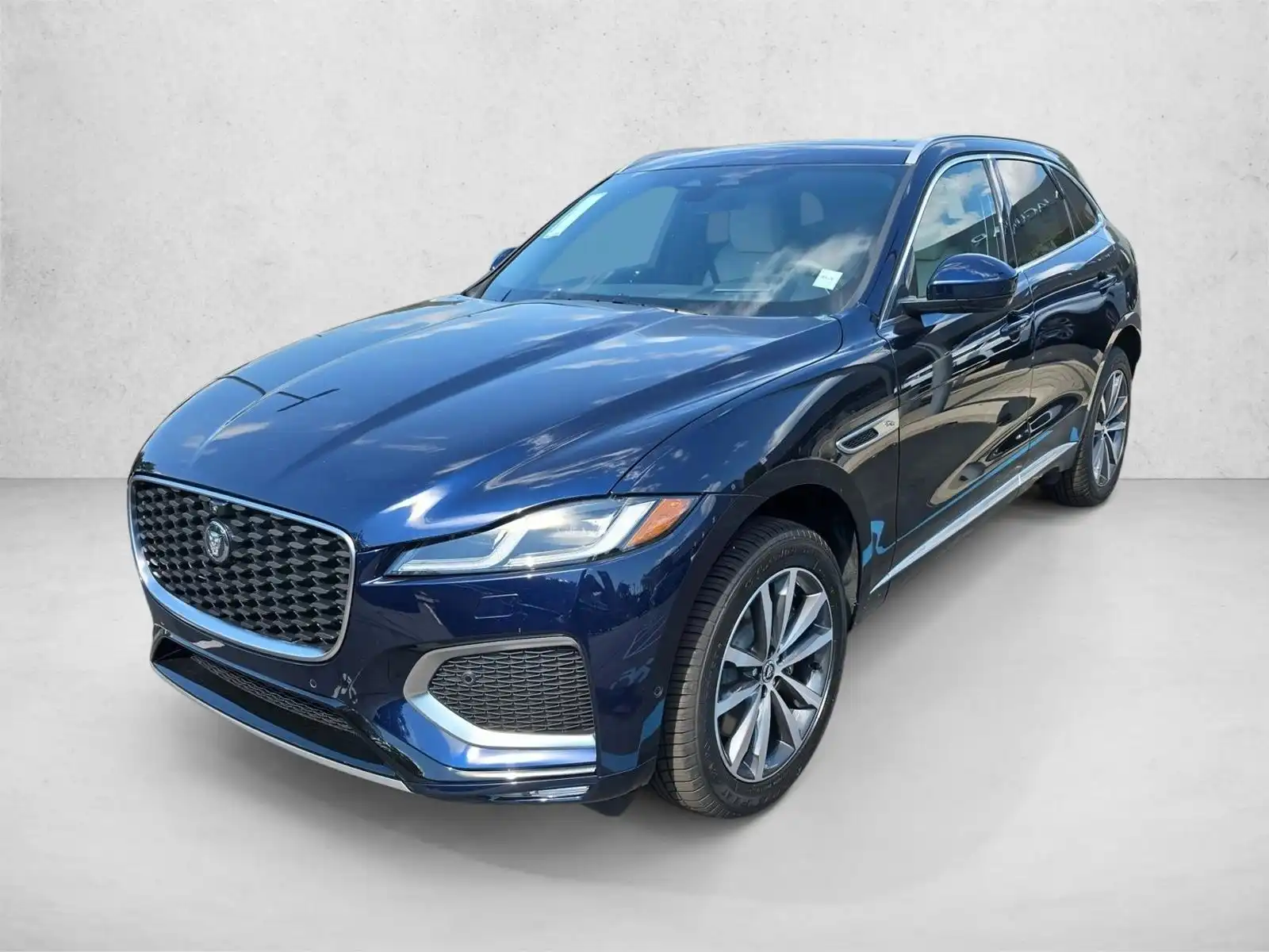 2026 Jaguar F-PACE P250 R-Dynamic S's photo