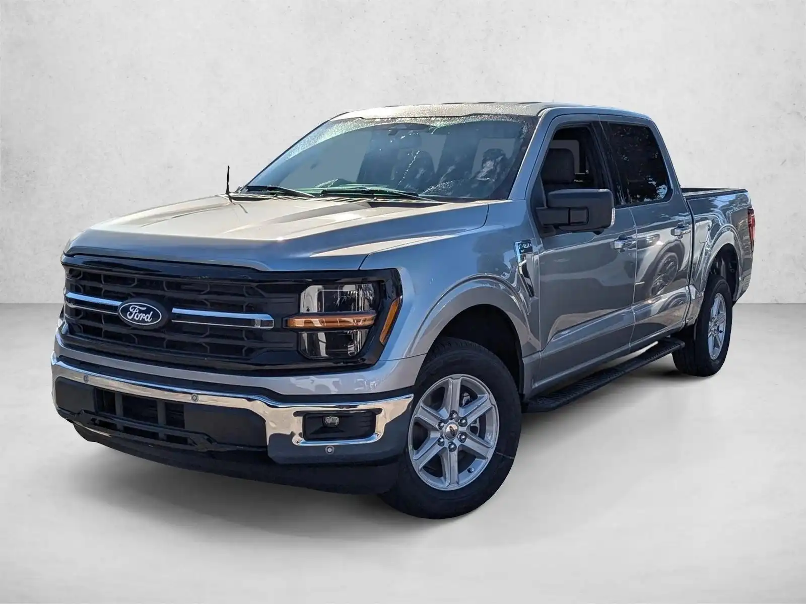 2026 Ford F-150 XLT SuperCrew 5-1/2' Box's photo
