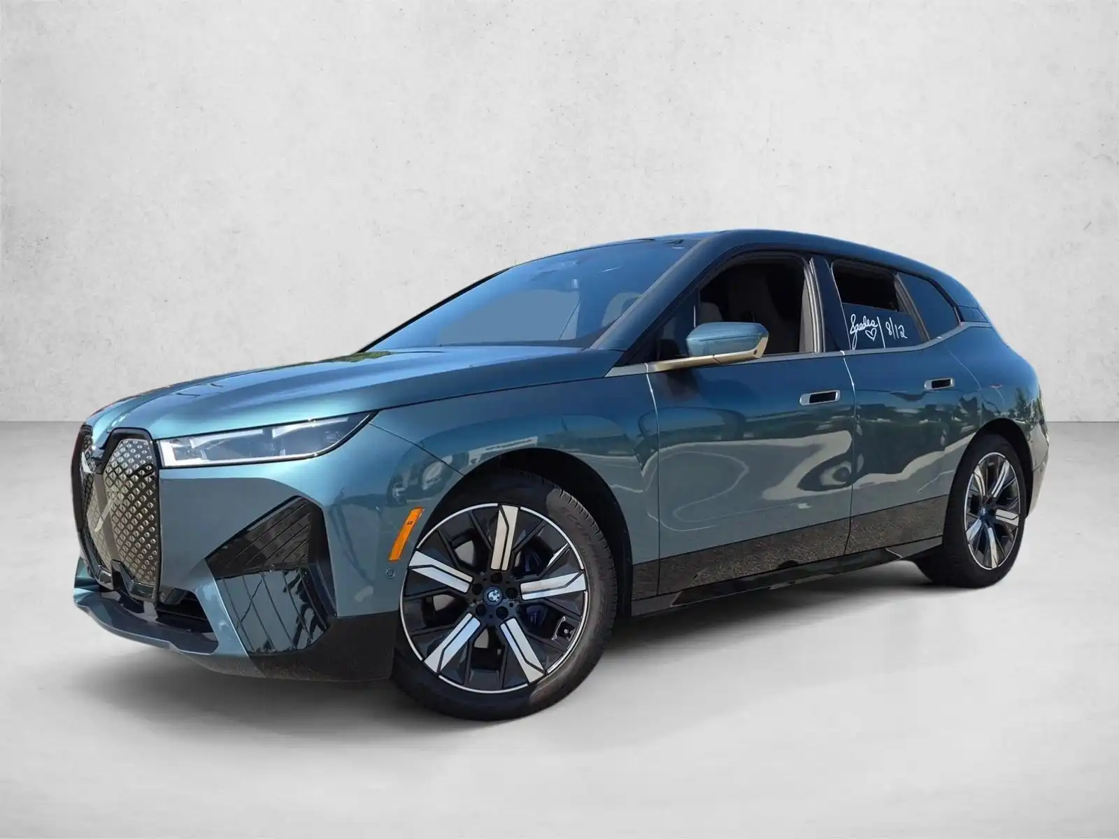 2023 BMW iX xDrive50's photo