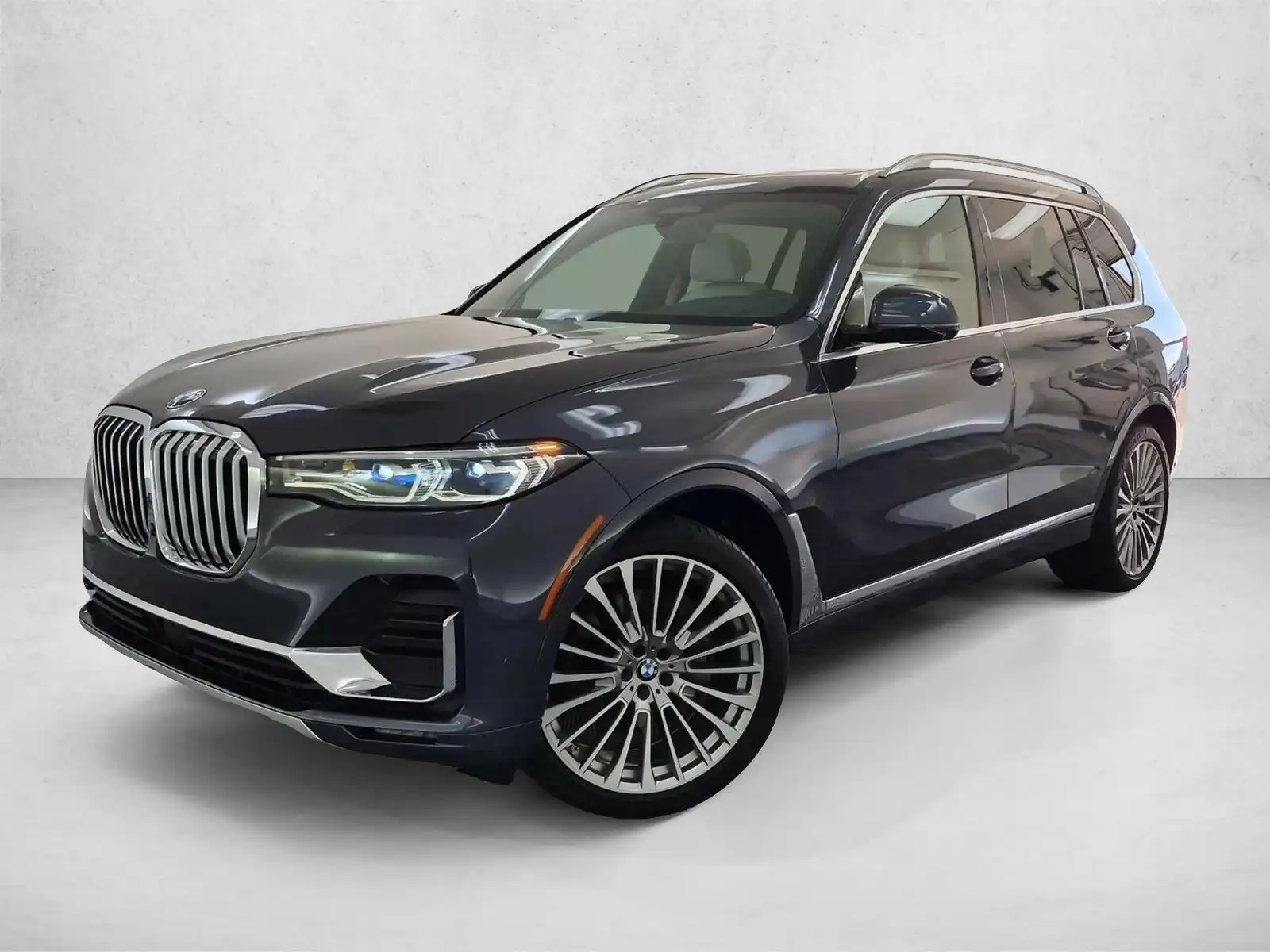 2019 BMW X7 xDrive50i's photo