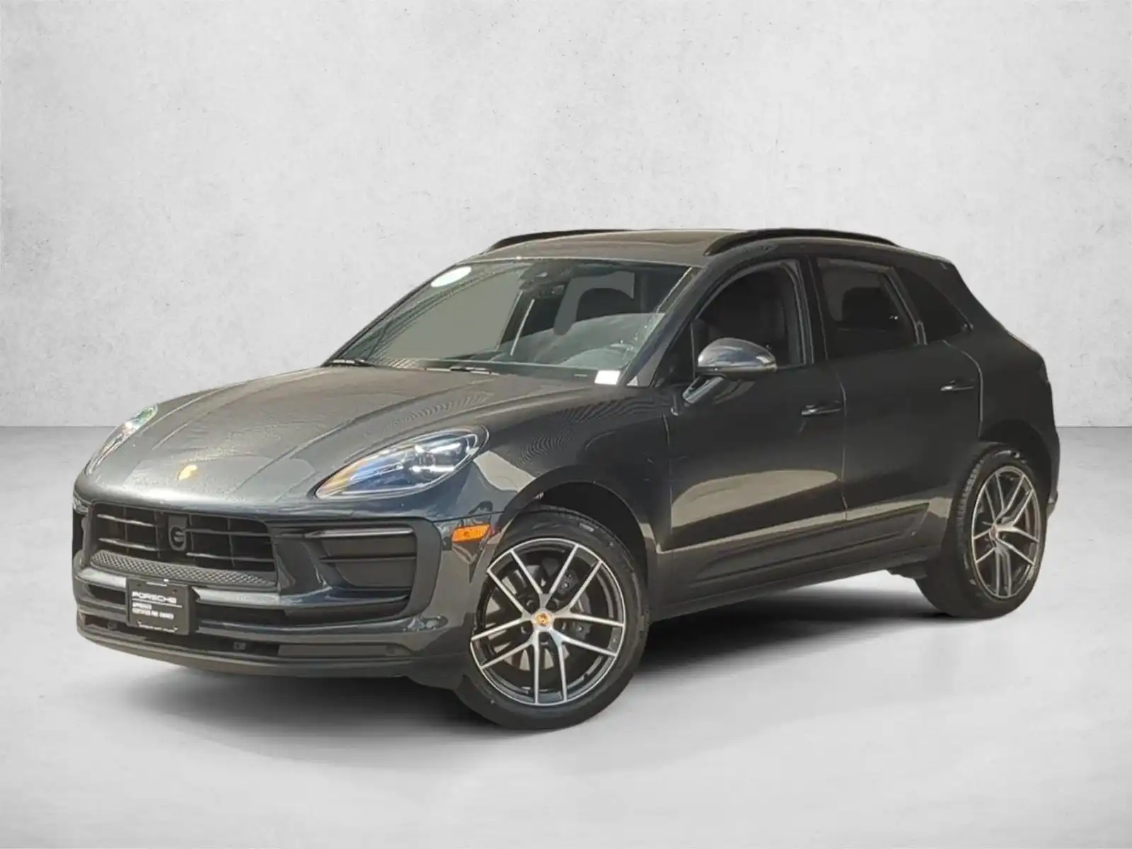 2026 Porsche Macan T's photo