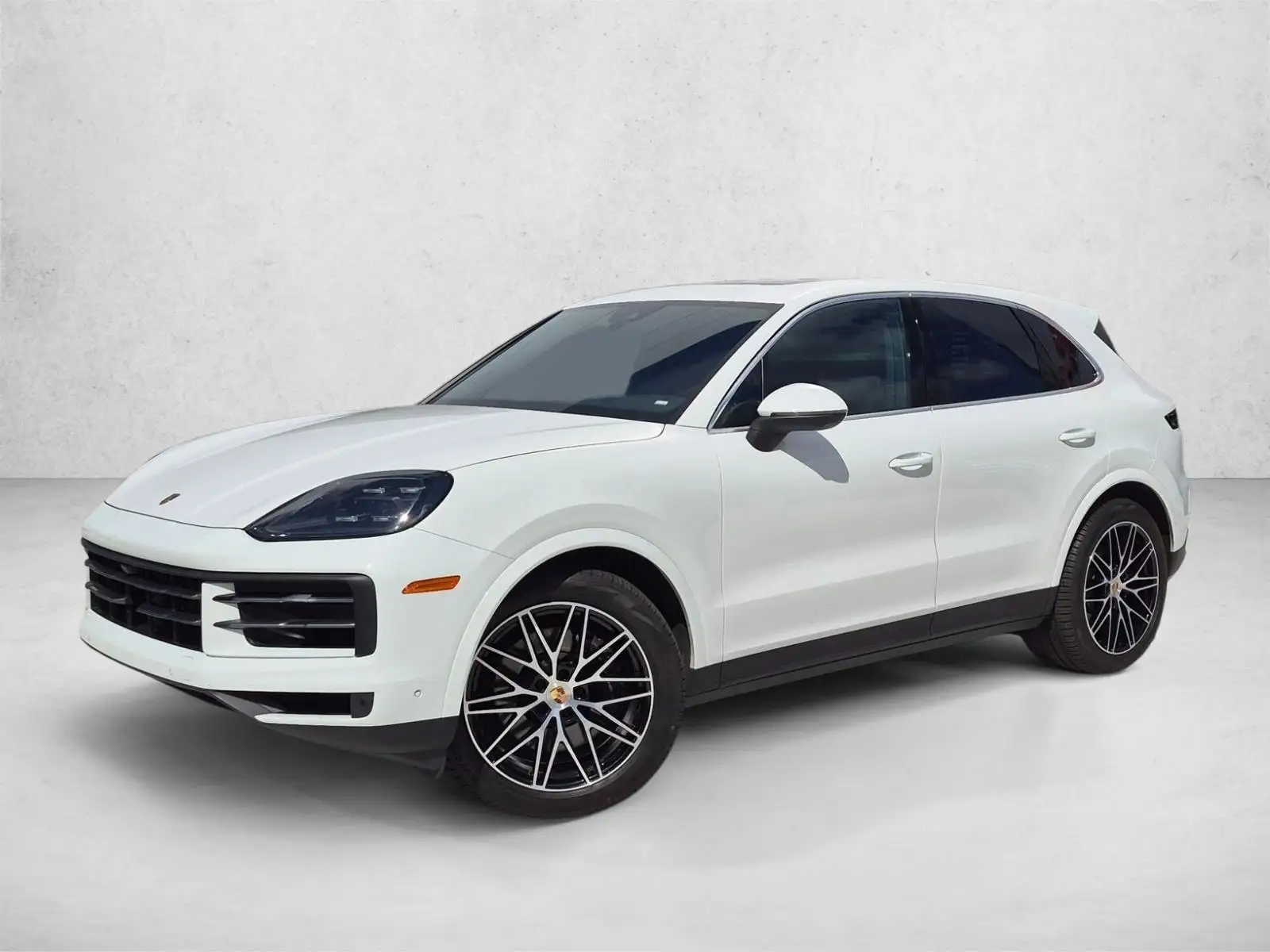 2025 Porsche Cayenne Base's photo